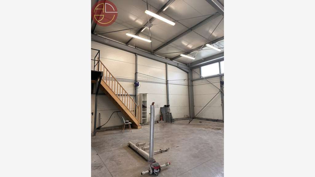 A louer entrepôt 250m² ZI dynamique à Colomiers