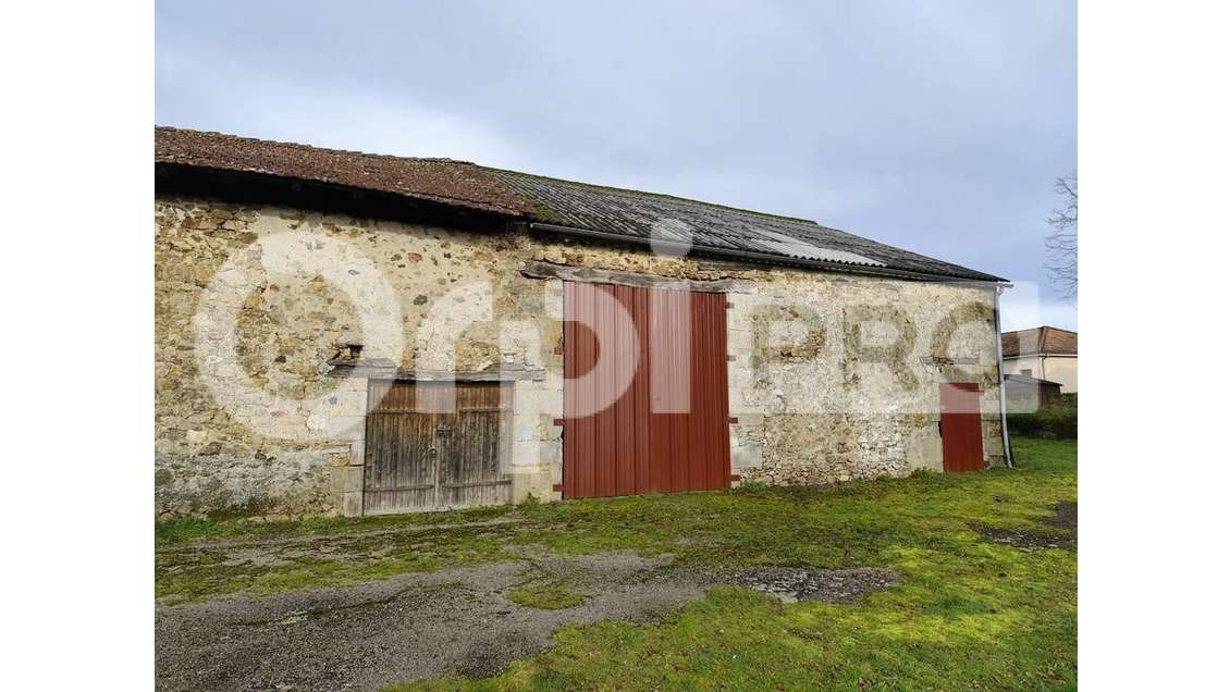 A louer entrepôt stockage 100m² à Limoges Nord