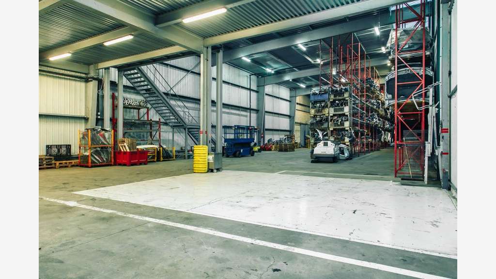 À louer entrepôt 1458m² à Amblainville