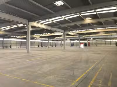 Location vaste entrepôt 11000m² à Amiens 