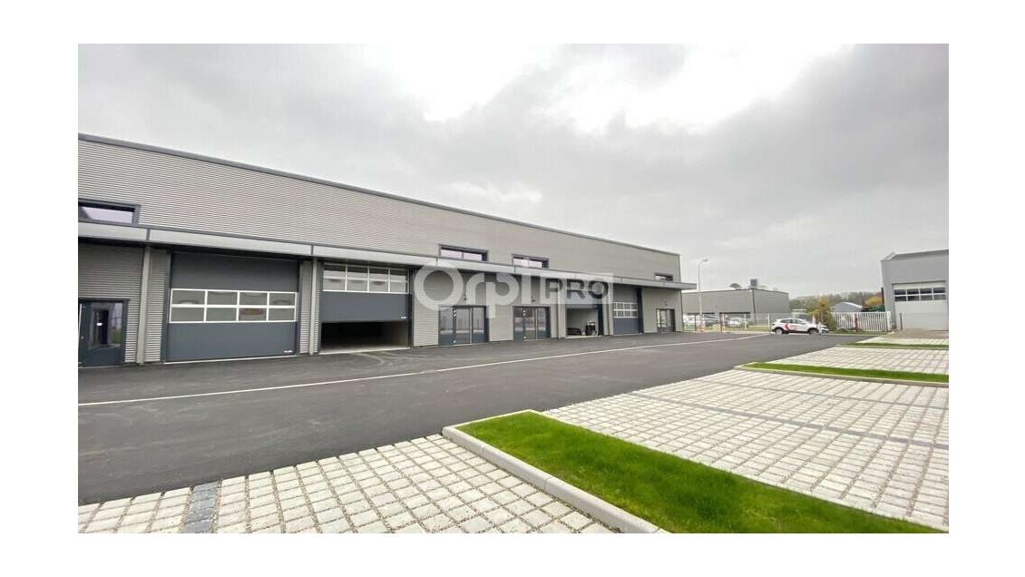 A louer entrepôt neuf avec bureau 180m² Wittenheim