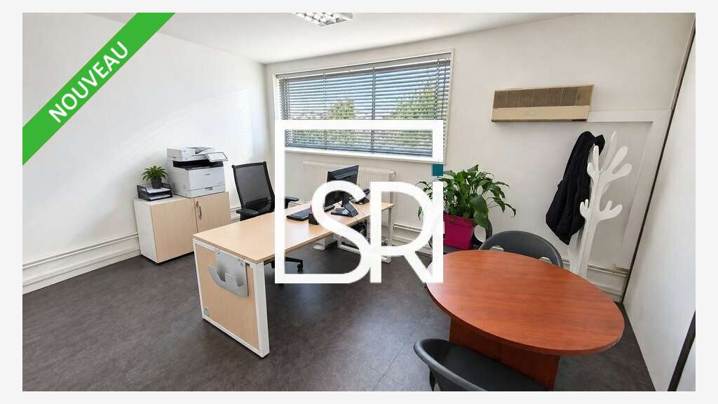 Entrepôts + bureaux à louer Beaumont Champs Madame