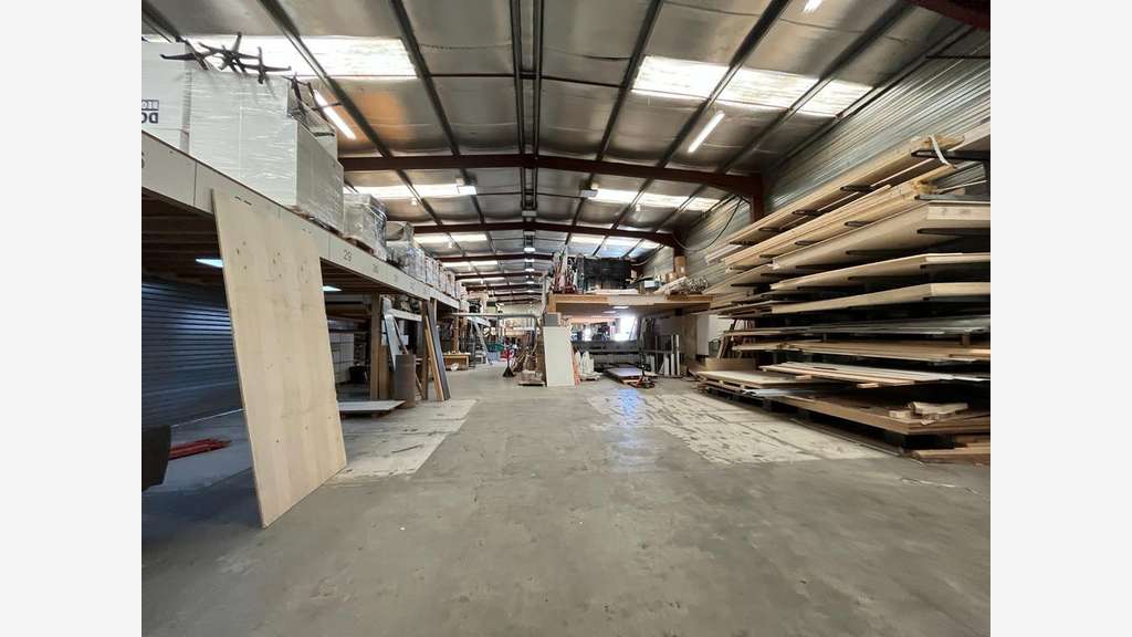 A louer entrepôt 550m² à Bègles sortie n°21