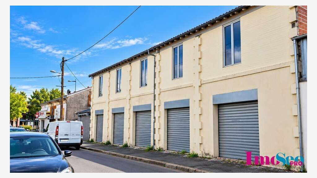 Entrepôt 26m² à louer à Bègles