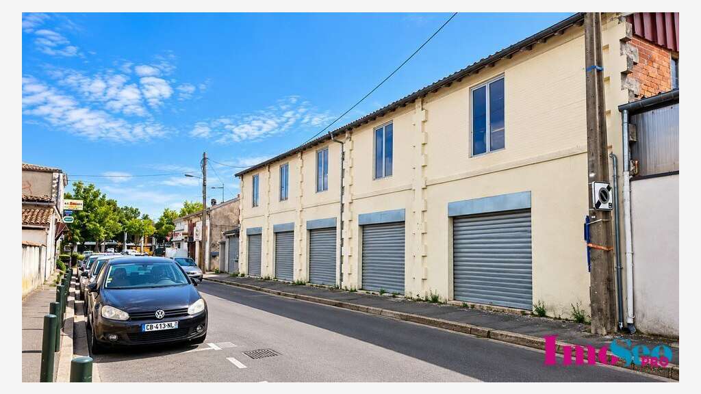 Entrepôt 26m² à louer à Bègles