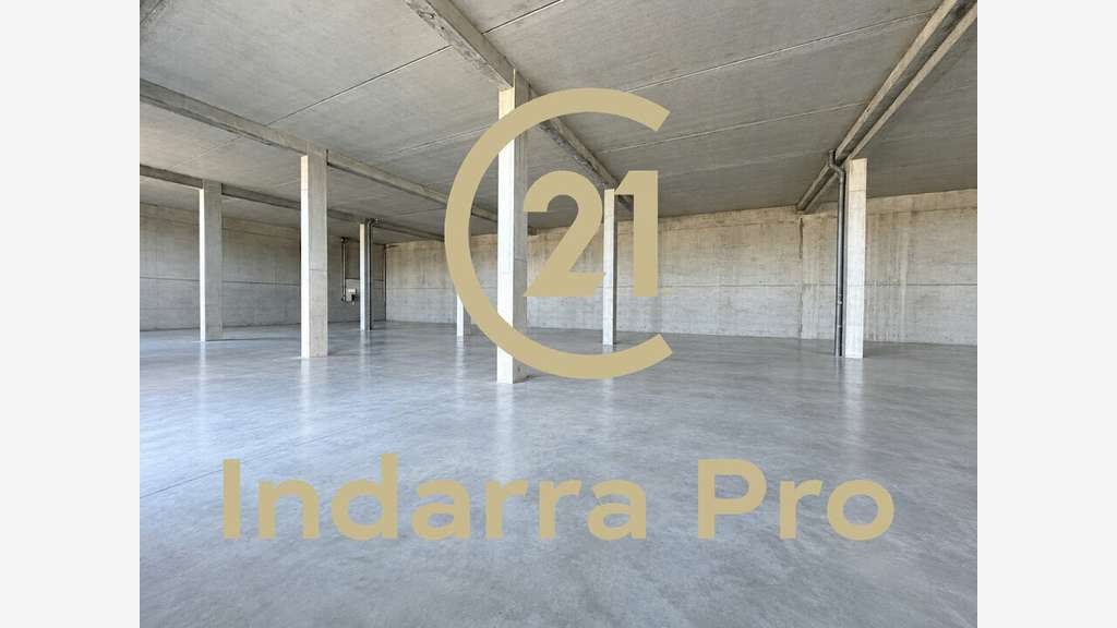 A louer entrepôt 253m² quartier des Docks Biarritz