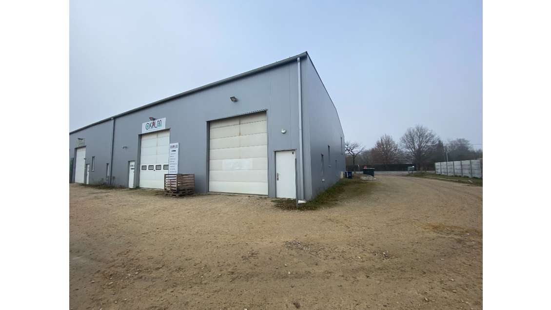 A louer entrepôt 110m² à Biganos A660 D125 