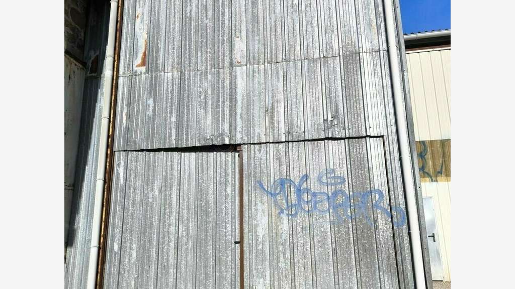 Entrepôt 500m²  à louer à Brive-la-Gaillarde