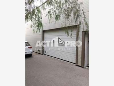 A louer entrepôt bureaux 200m² Pyrenees Orientales