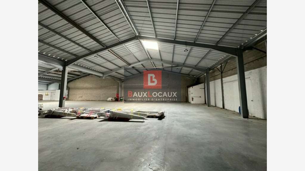 A louer entrepôt logistique à Caumont-sur-Durance