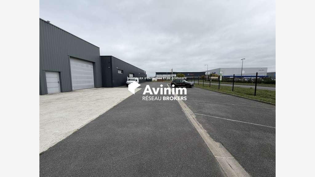 Entrepôt 150m² à louer dans le Parc Alata à Creil