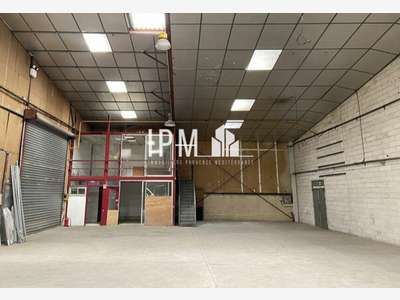 A louer entrepôt de 400m² prox zc à Cabriès