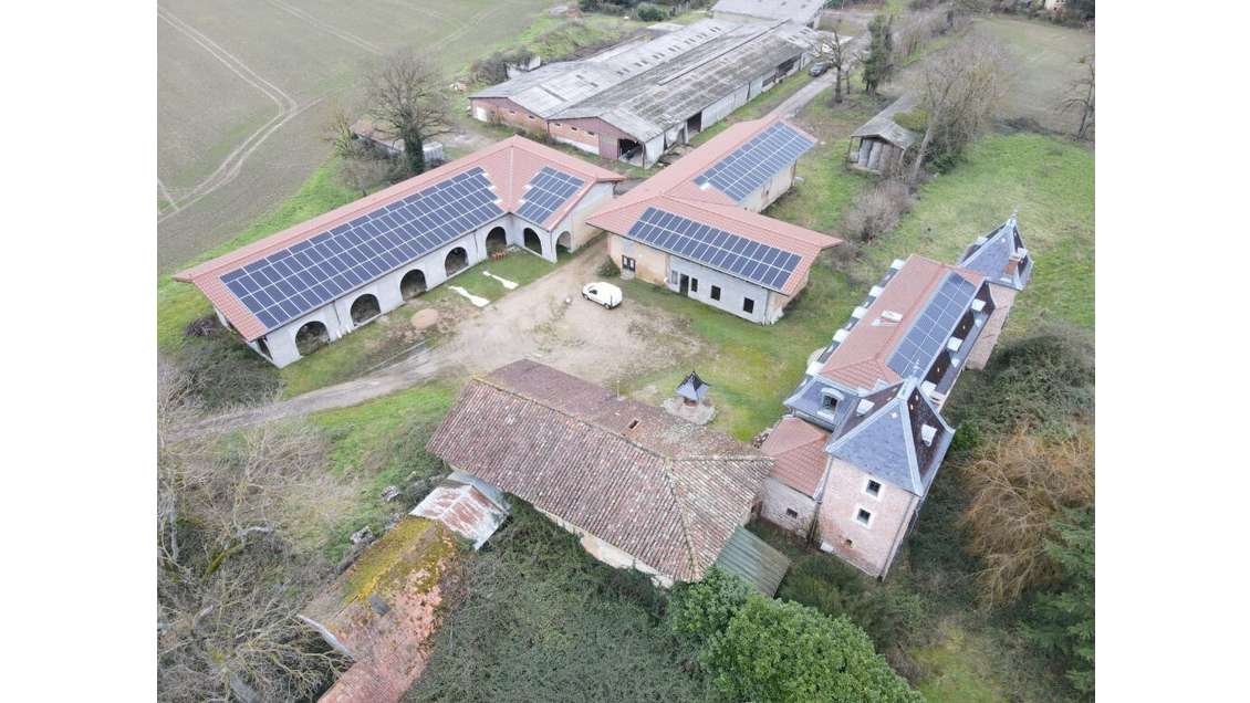 A louer entrepôt de stockage à la Vernouze
