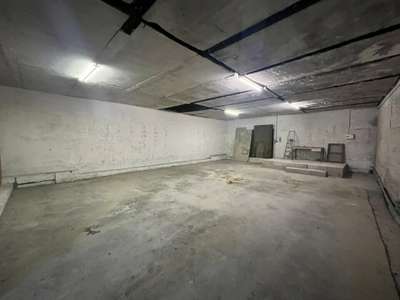 Location Locaux d'activités - Entrepôts à Nîmes