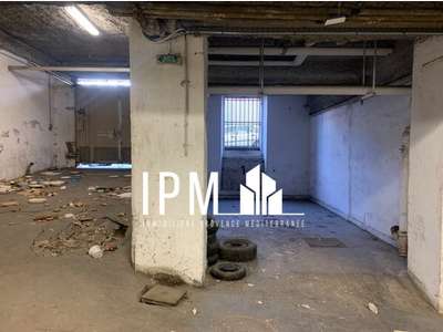 A louer entrepôt 364m² St Charles 13001