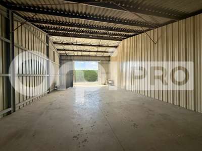 A louer entrepôt de stockage à Saubrigues (40)