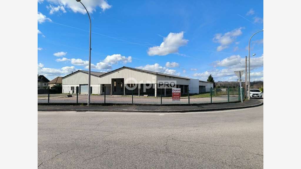 Entrepôt de 3000m² à louer à Malemort-sur-Corrèze