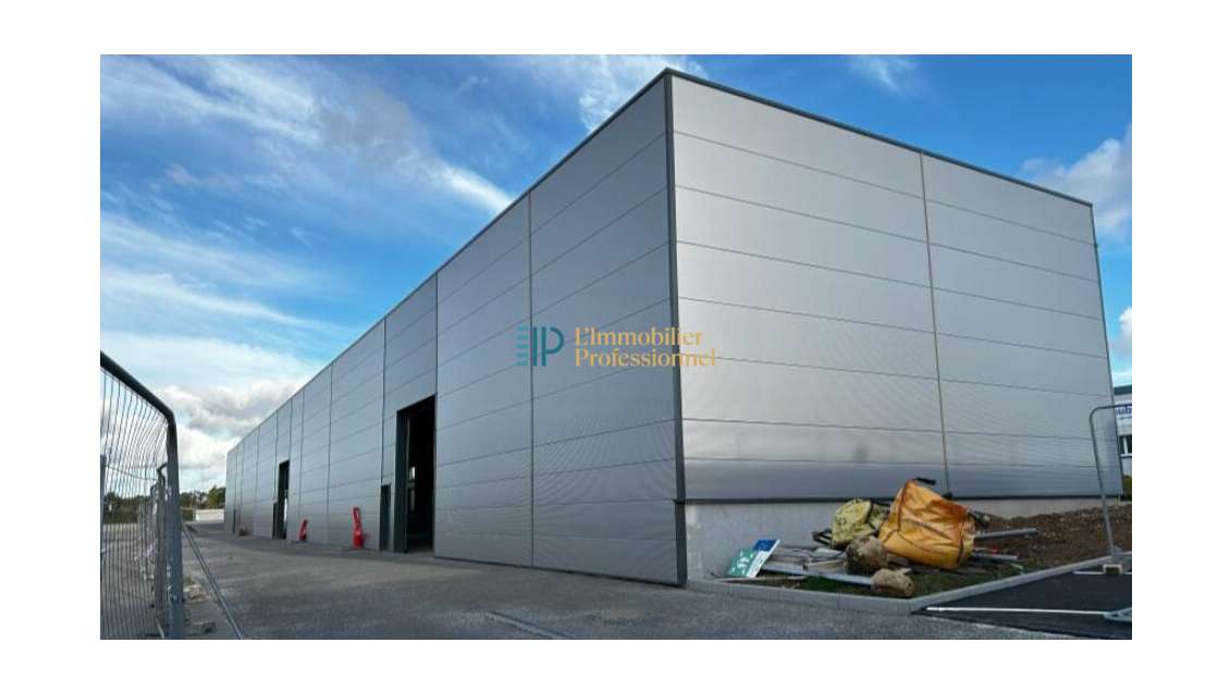 A louer entrepôt 960m² divisible Lanester Kerpont