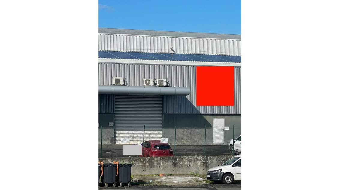 A louer entrepôt et bureaux 220m² à Baie-Mahault