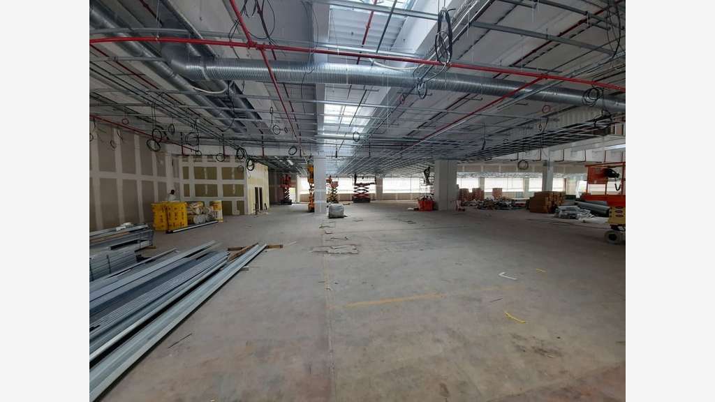 À Louer entrepôt 3400m² divisibles à Gennevilliers