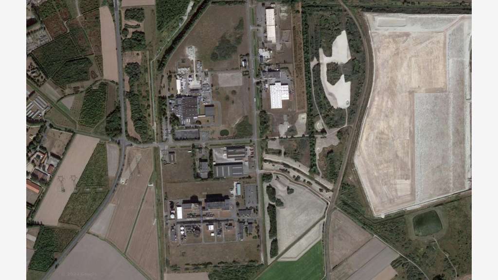 À louer entrepôt 1250m² proche de Dunkerque