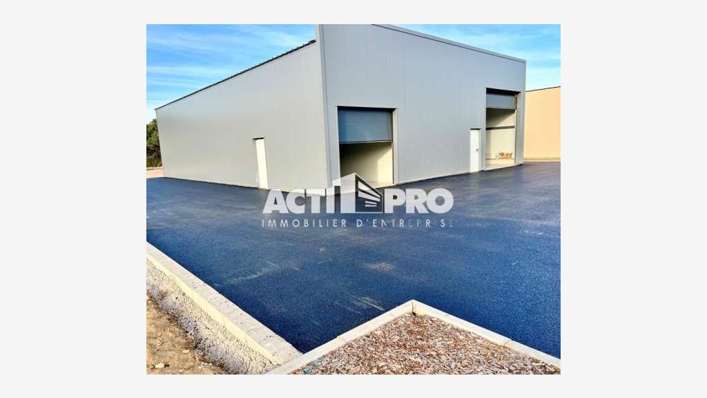 A louer entrepôt 290m² divisible à Ille-sur-Têt