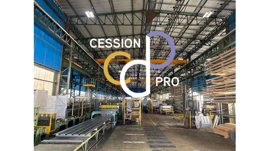 Entrepôt industriel 2500m² sur 8000m² à Avignon