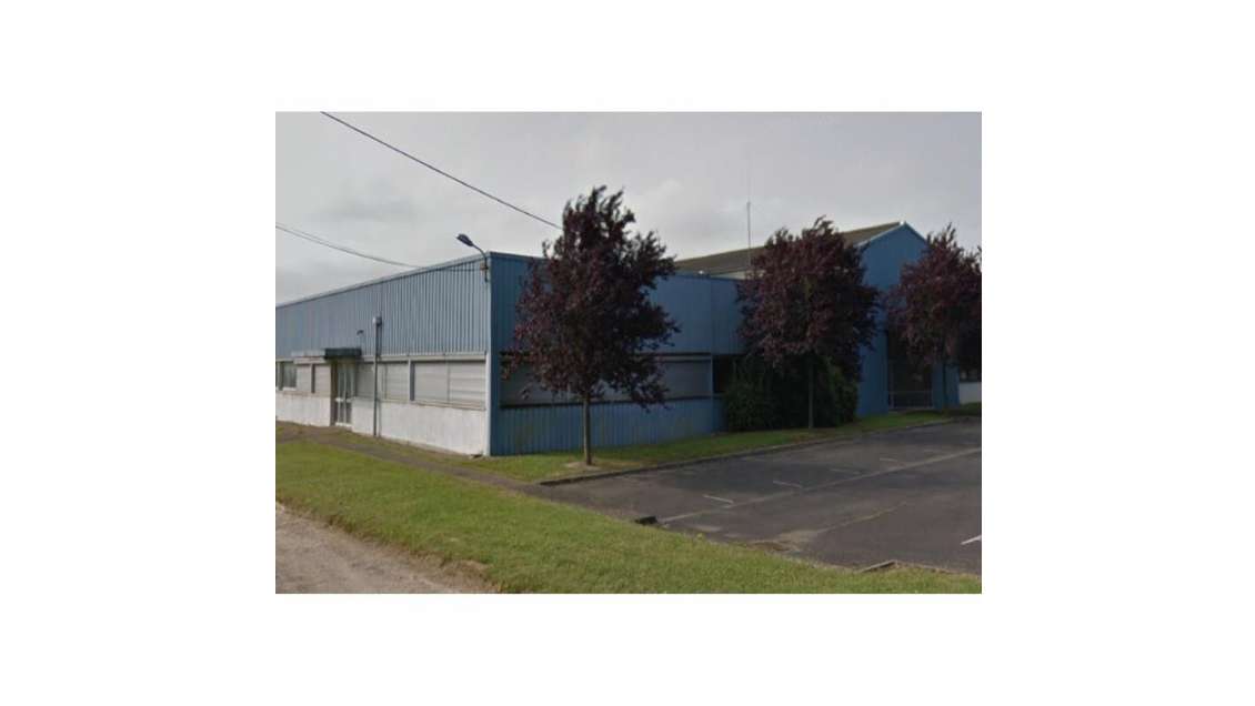 À louer entrepôt 4000m² à Ville-aux-Clercs