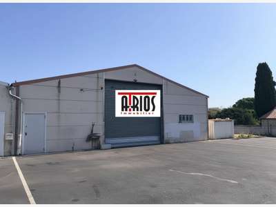 A louer entrepôt 517.50m² en ZI à La Farlède