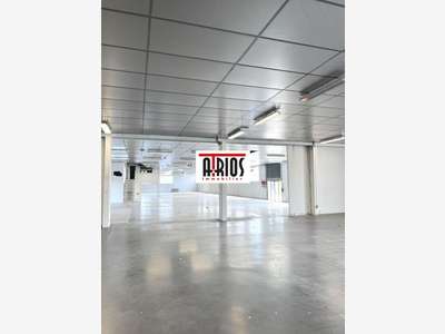 A louer entrepôt 500m² à La Valette