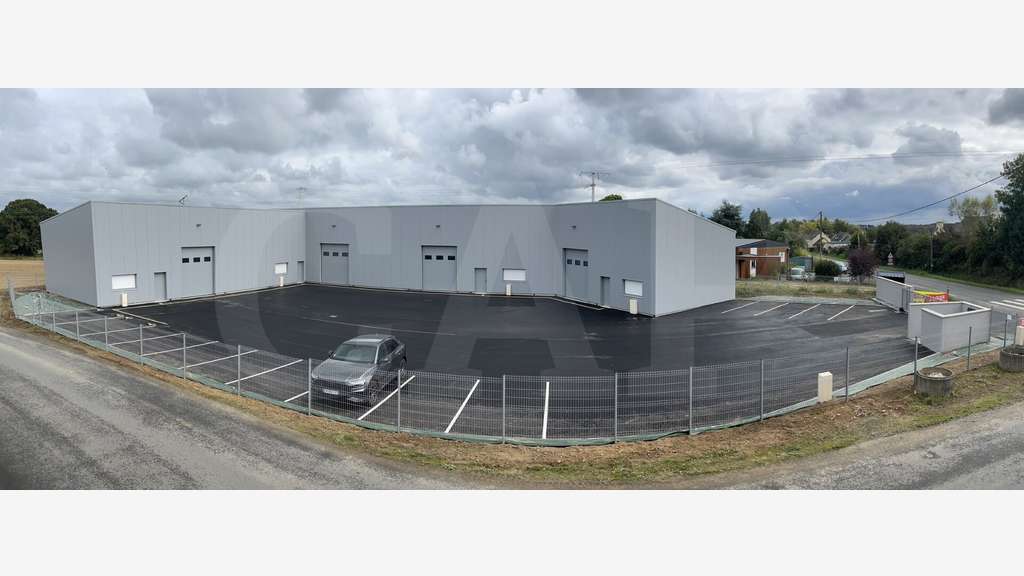 A louer local d'activité 255m² à Lamballe