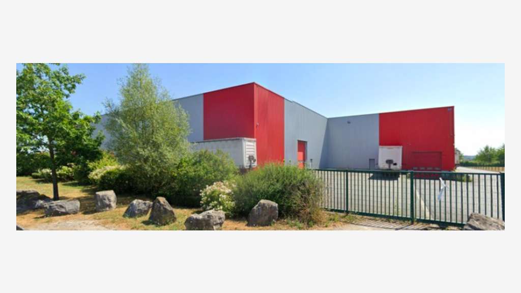 À louer entrepôt 1 616m² à Liévin proche de Lens