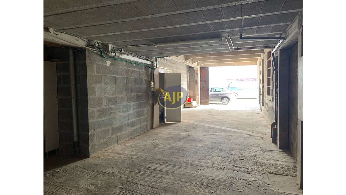 Loue local industriel 168m² à Nantes prox centre