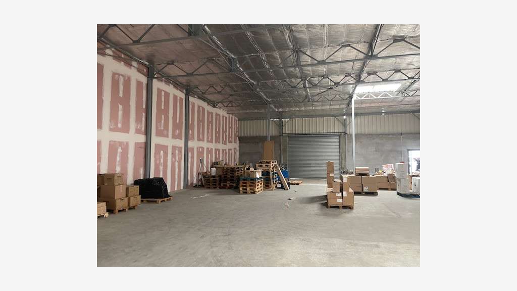 Loue local industriel de 381m² à Pointe à Pitre