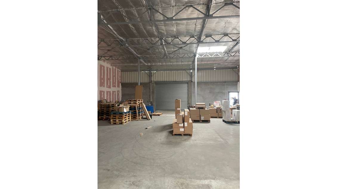 Loue local industriel de 381m² à Pointe à Pitre 