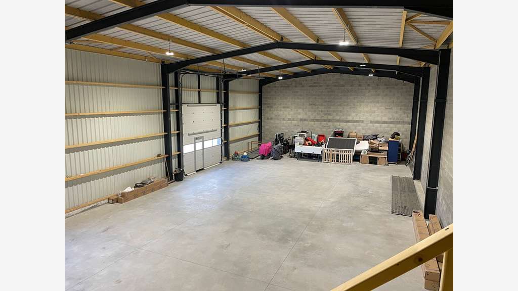 A louer local d'activité 460m² à St-Quay Portrieux