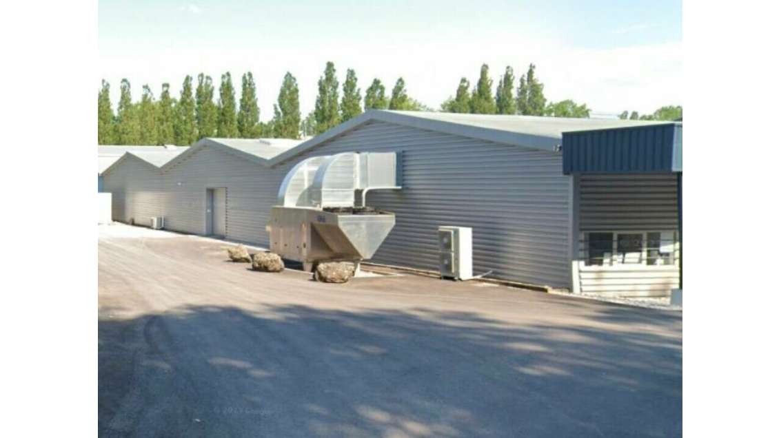 A louer bâtiment logistique 1865m² à Montbéliard