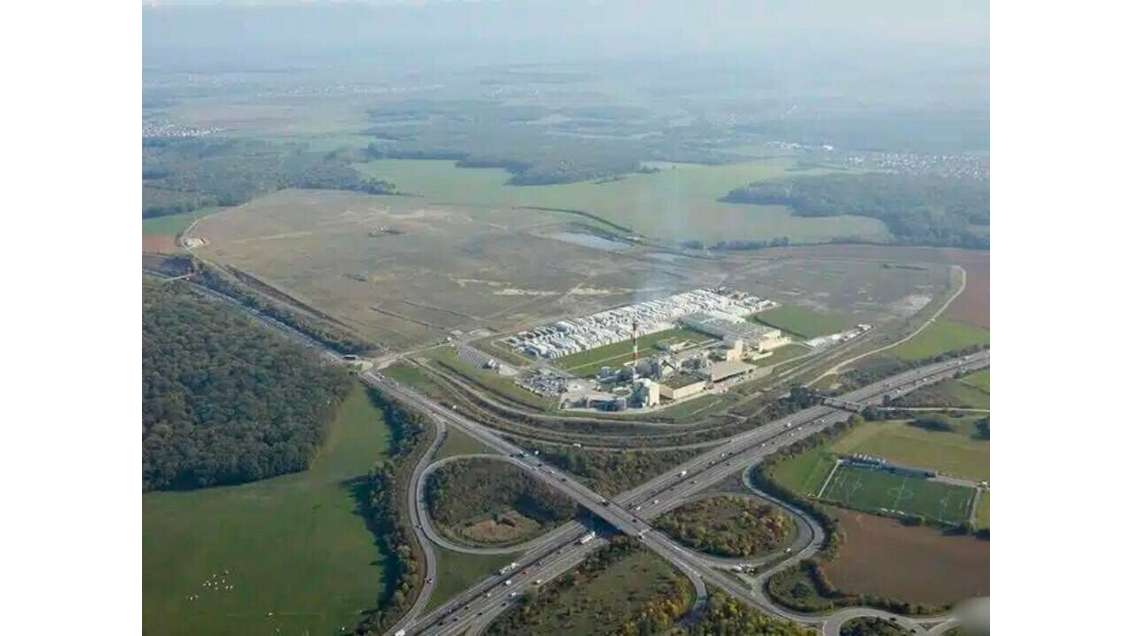 A louer plateforme logistique 36000m² à Illange