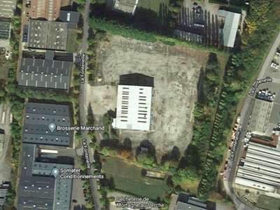 A louer entrepôt 1627m² à Mortagne-au-Perche