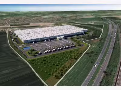 Loue entrepôt logistique de 82 000m² à Onnaing