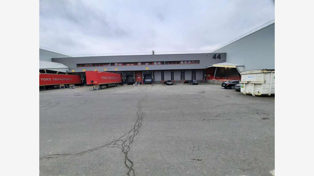 À Louer entrepôt logistique 10531m² Gennevilliers 