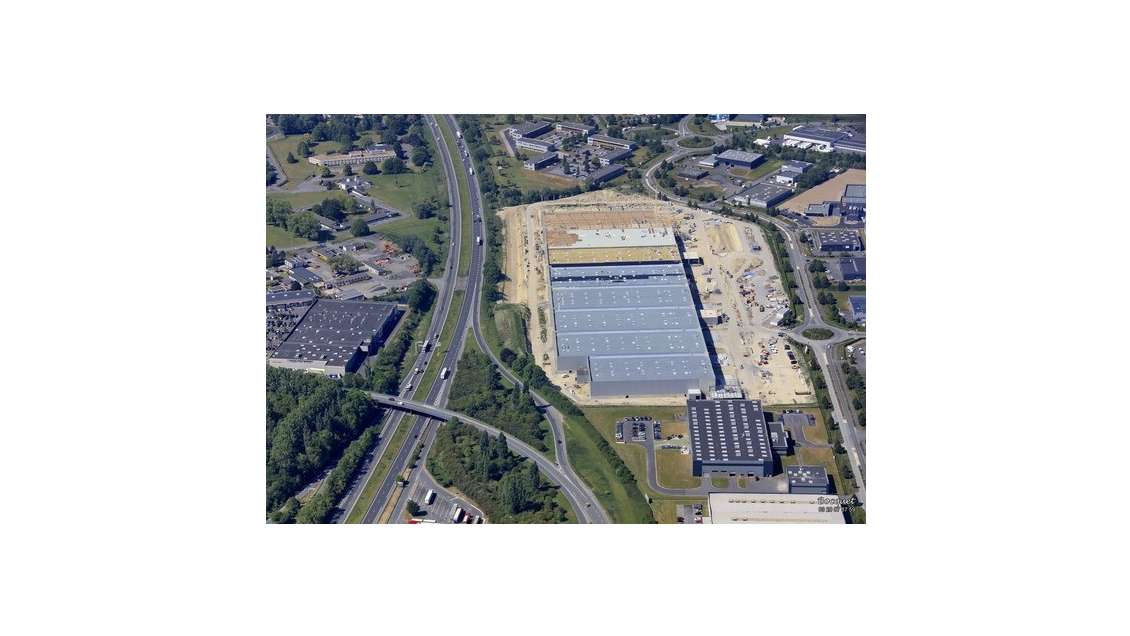 A louer entrepôt logistique de 55 547m² à Prouvy