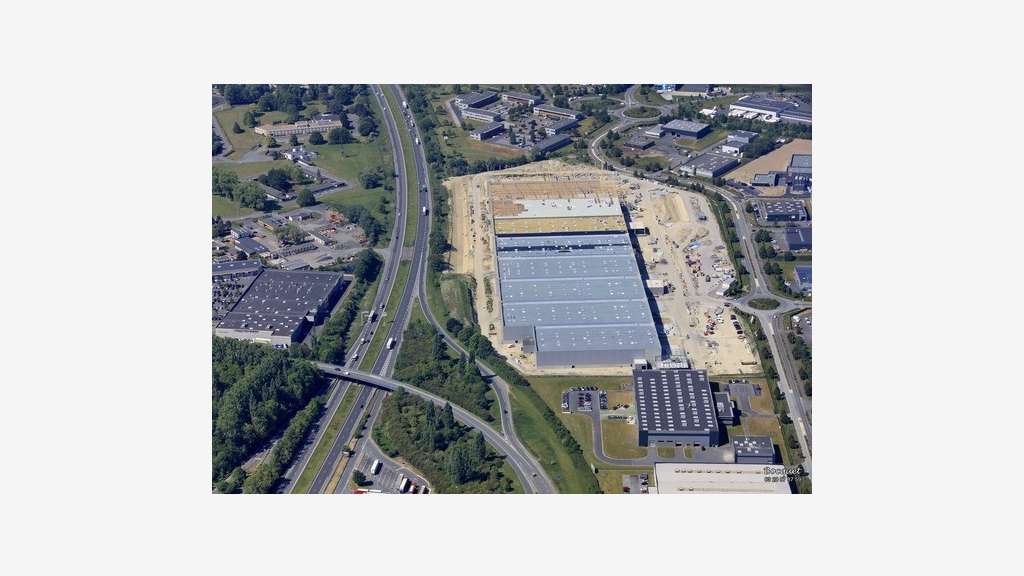 A louer entrepôt logistique de 55 547m² à Prouvy