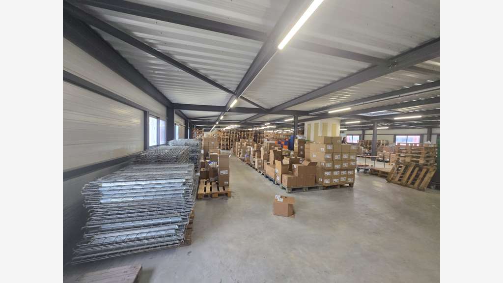 A louer entrepôt logistique 1148m² à La garde