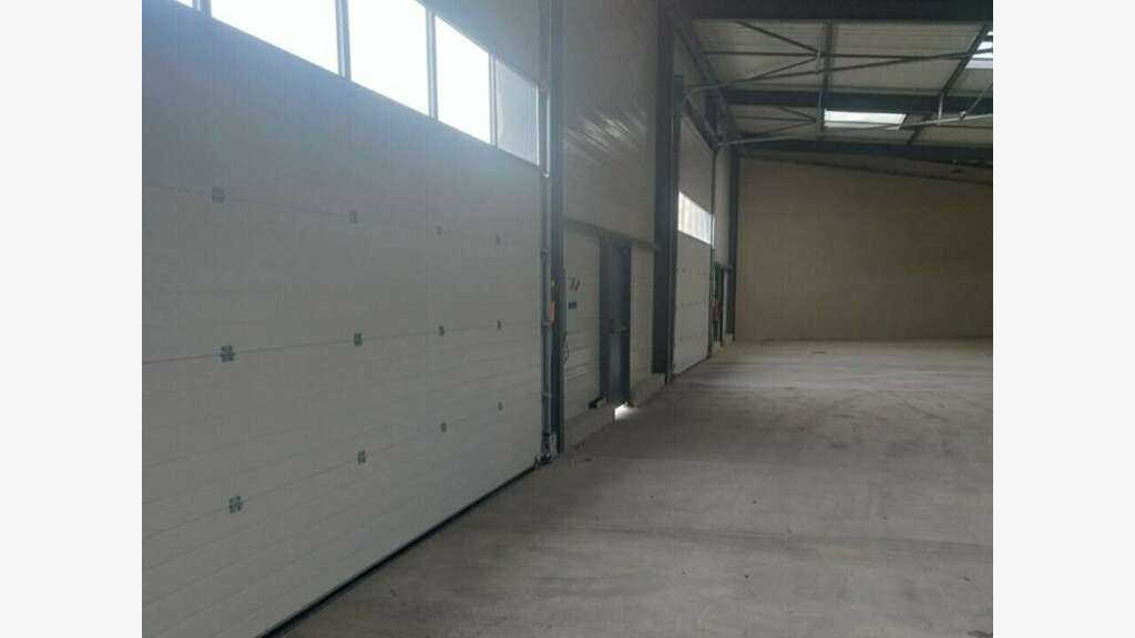 A louer entrepôt logistique 2000m² agglo Troyes