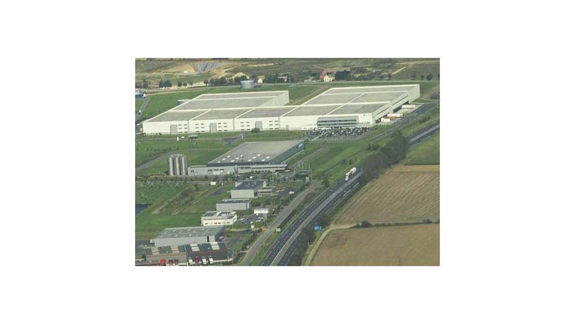 A louer entrepôt Logistique 15000m² proche Cambrai