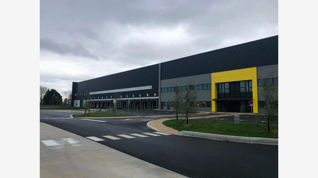 À louer entrepôt logistique 24323m² divisibles