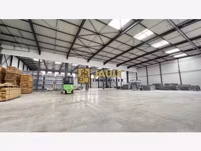 Entrepôt logistique 2500m² sur 11350m² Meaux Ouest