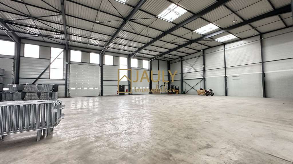 Entrepôt logistique 2500m² sur 11350m² Meaux Ouest