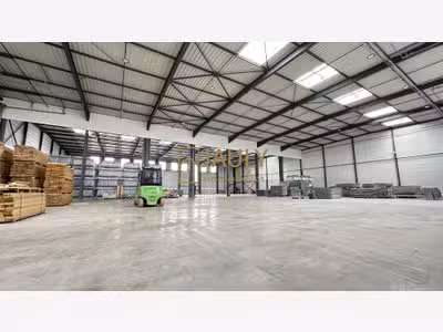 Entrepôt logistique 2500m² sur 11350m² Meaux Ouest